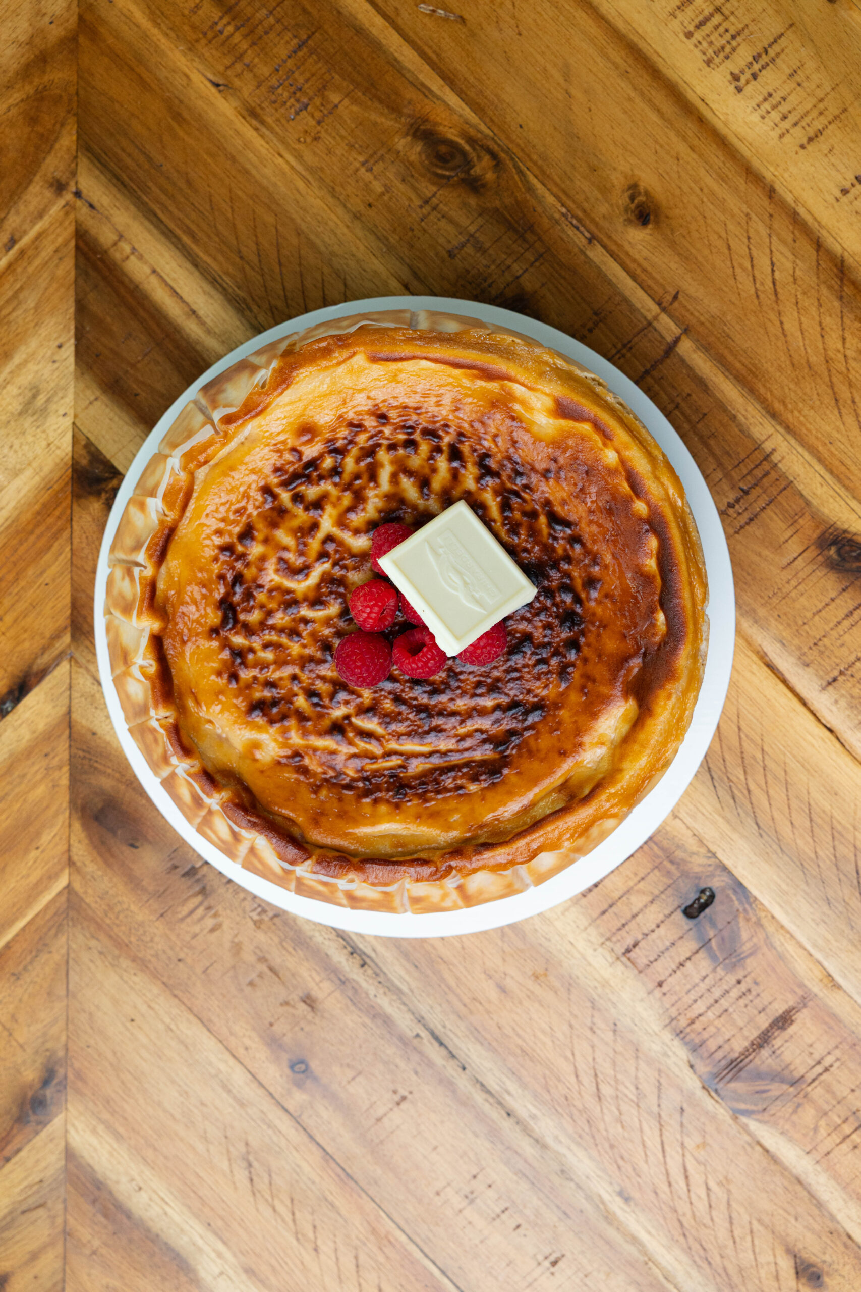 Blanc & Berry burnt Basque cheesecake