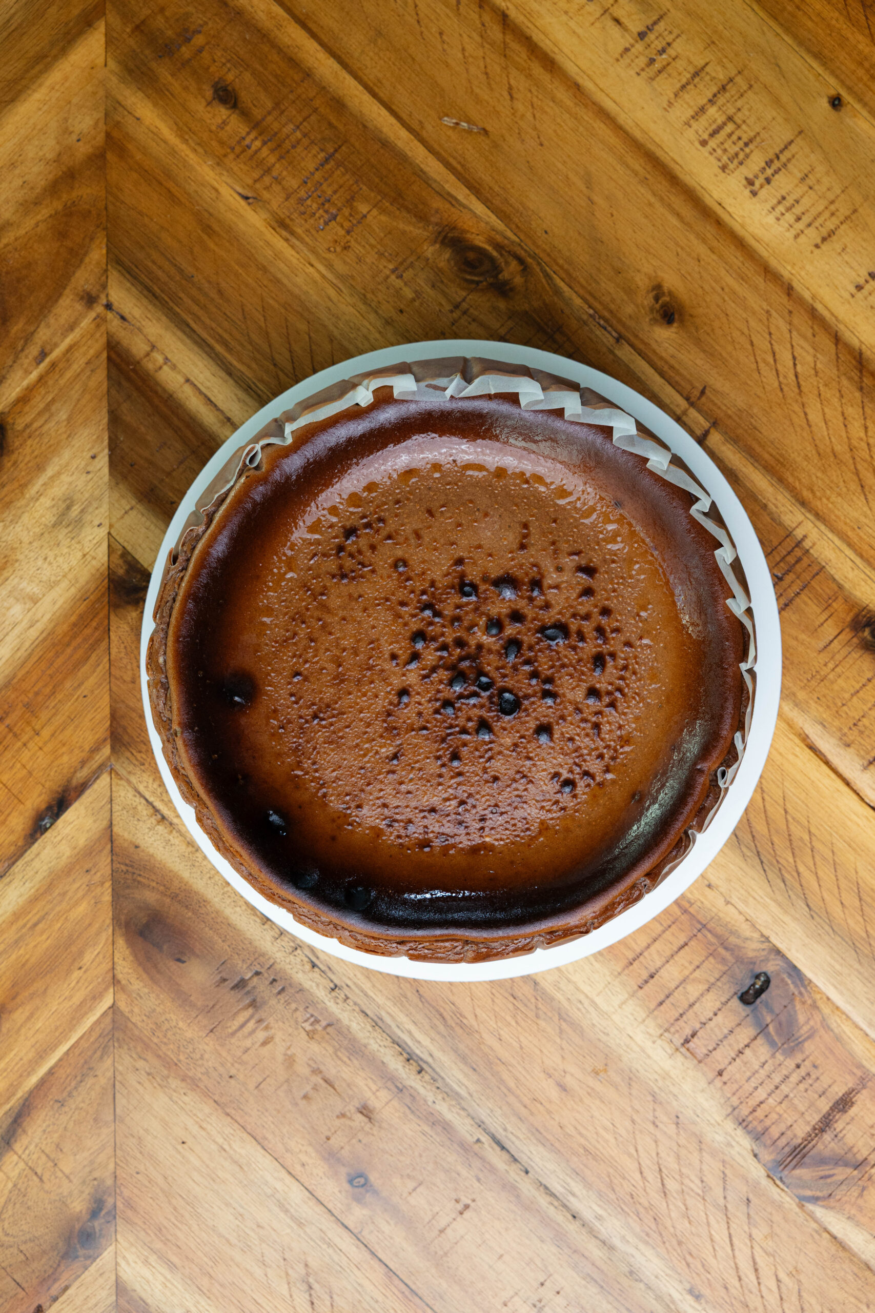 Noir Truffle burnt Basque cheesecake